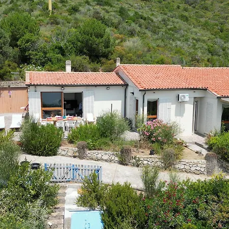 Fonza - Argonautivacanze * Marina di Campo